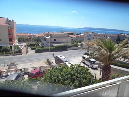Apartments and rooms with parking space Makarska - 13979