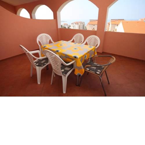 Apartments and rooms with parking space Novalja, Pag - 6341