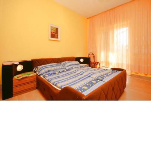 Apartments and rooms with parking space Podgora, Makarska - 6706