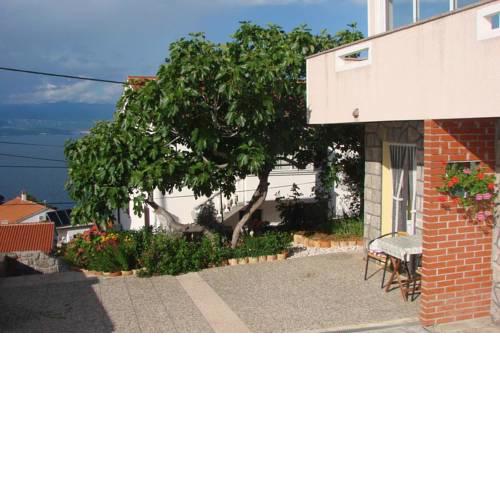 Apartments and rooms with parking space Vrbnik, Krk - 5299