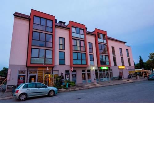 Apartments and Studios Perunika