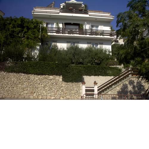 Apartments Antoana