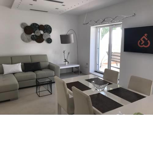 Apartments Artemus Belveder