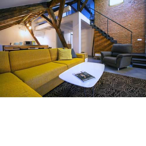 Apartments At The Blue Duckling
