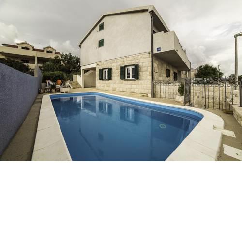 Apartments Bakula 1539