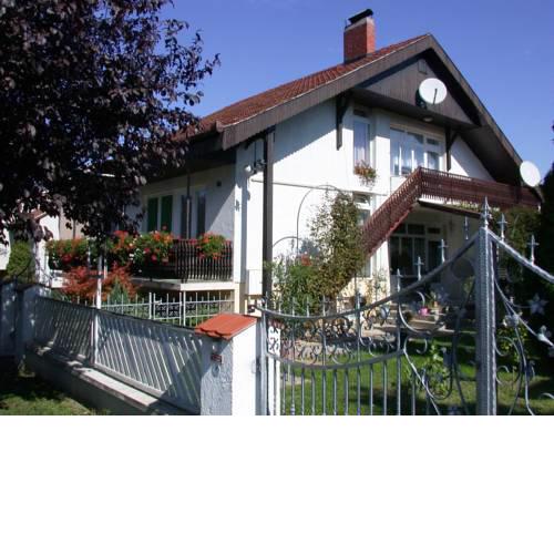 Apartments Balatonmariafürdo 19434B