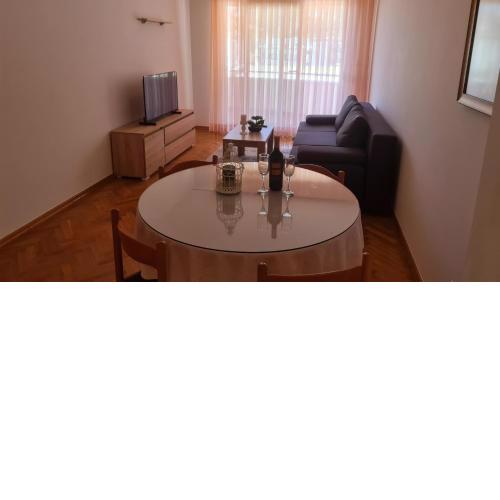Apartments Baška Voda