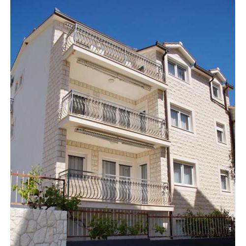 Apartments Brane