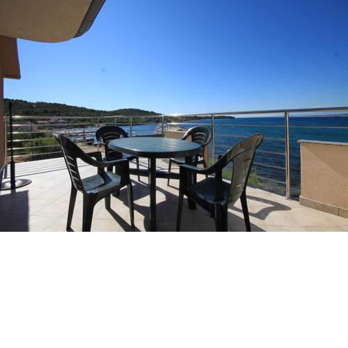 Apartments by the sea Banj, Pasman - 8206