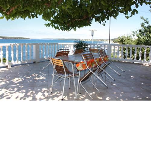 Apartments by the sea Barbat, Rab - 4975