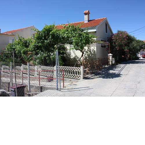 Apartments by the sea Barbat, Rab - 4977