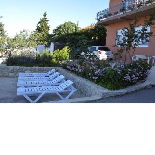Apartments by the sea Bilice, Krka - 16629