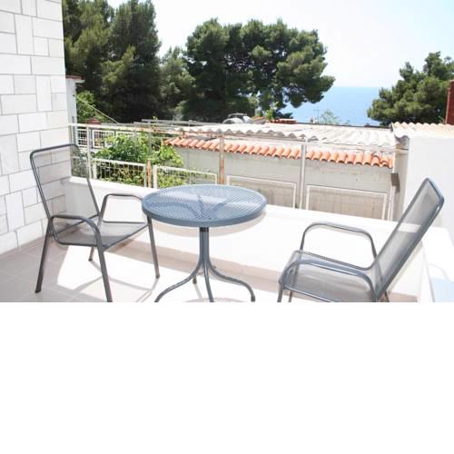 Apartments by the sea Bilo, Primosten - 3090