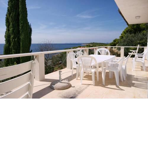 Apartments by the sea Bilo, Primosten - 4190