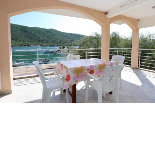 Apartments by the sea Brijesta, Peljesac - 10223