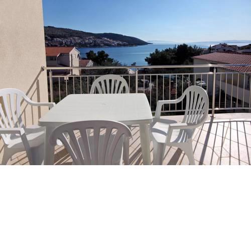 Apartments by the sea Businci, Ciovo - 4863