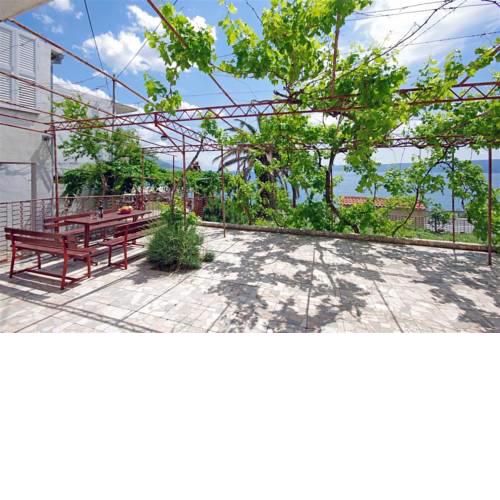 Apartments by the sea Dugi Rat, Omis - 7575