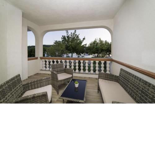 Apartments by the sea Kampor, Rab - 15310