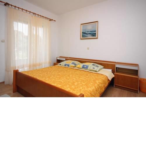 Apartments by the sea Kampor, Rab - 4986