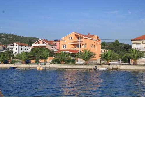 Apartments by the sea Kukljica, Ugljan - 8478