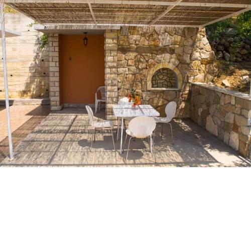 Apartments by the sea Lokva Rogoznica, Omis - 6005