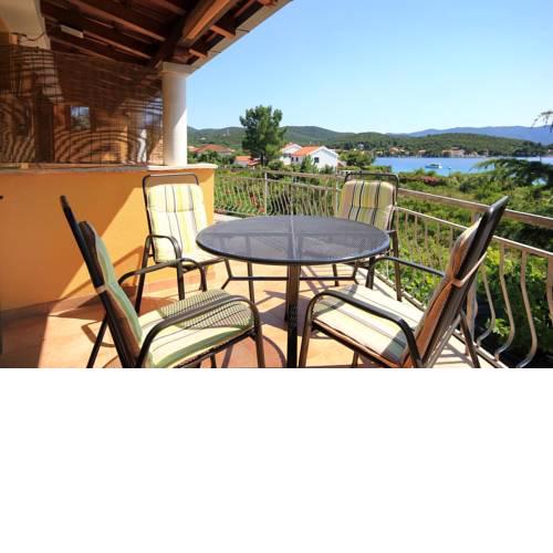 Apartments by the sea Loviste, Peljesac - 10197