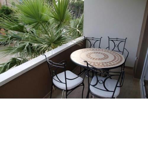Apartments by the sea Makarska - 16786
