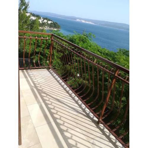 Apartments by the sea Nemira, Omis - 4834