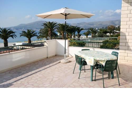 Apartments by the sea Okrug Gornji, Ciovo - 6067
