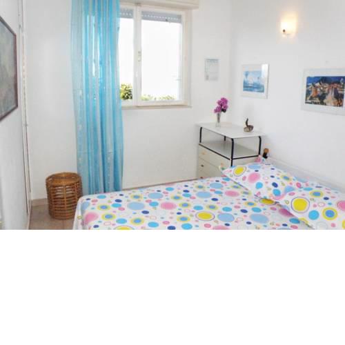 Apartments by the sea Omis - 2823