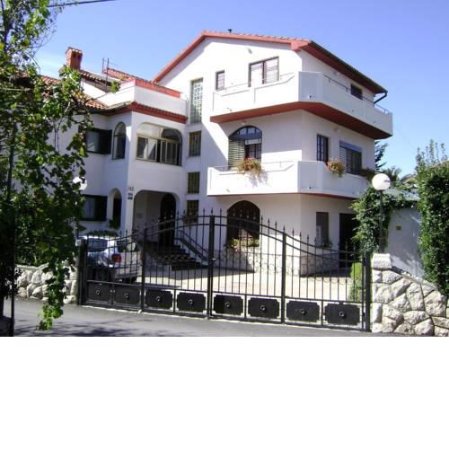 Apartments by the sea Palit, Rab - 15794
