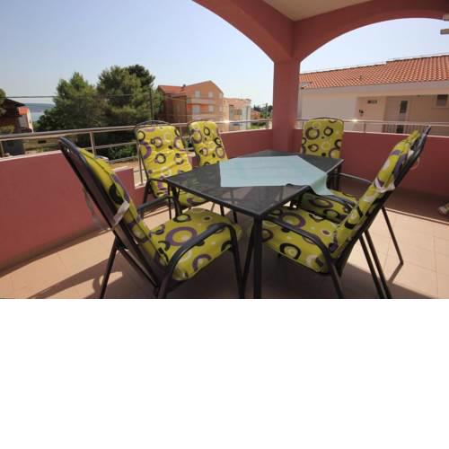 Apartments by the sea Pasman - 8217