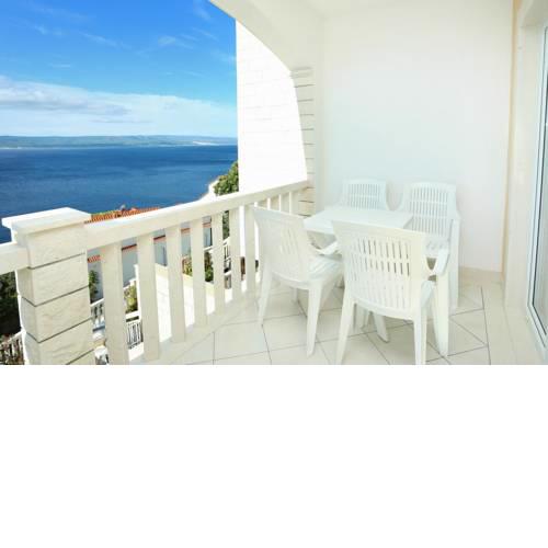 Apartments by the sea Pisak, Omis - 10323