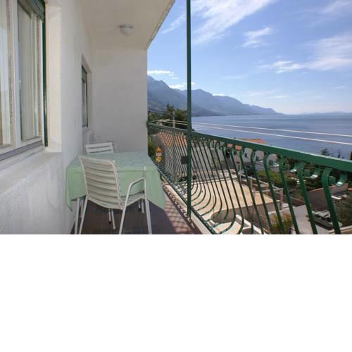 Apartments by the sea Pisak, Omis - 2742