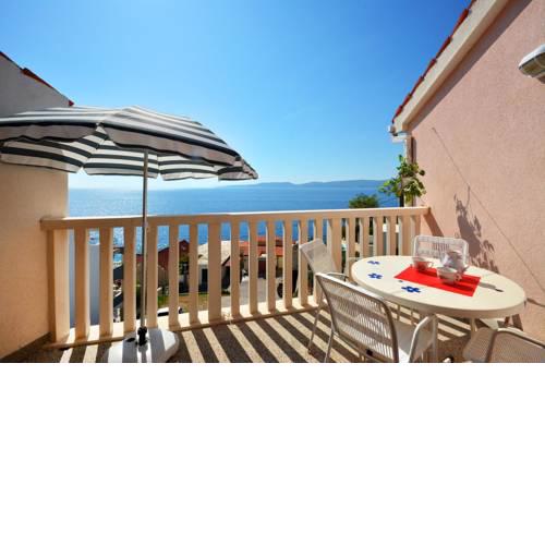 Apartments by the sea Pisak, Omis - 7521