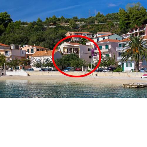 Apartments by the sea Podgora, Makarska - 2596