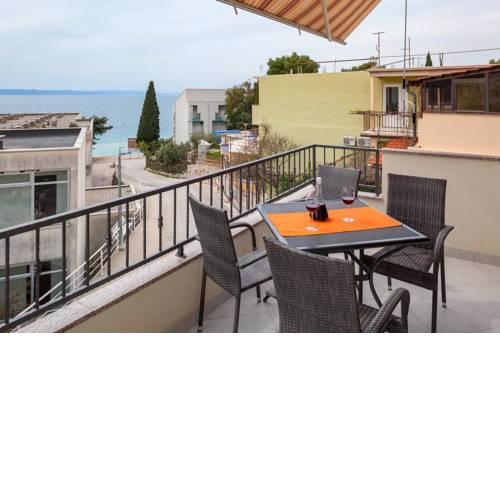 Apartments by the sea Podgora, Makarska - 4782