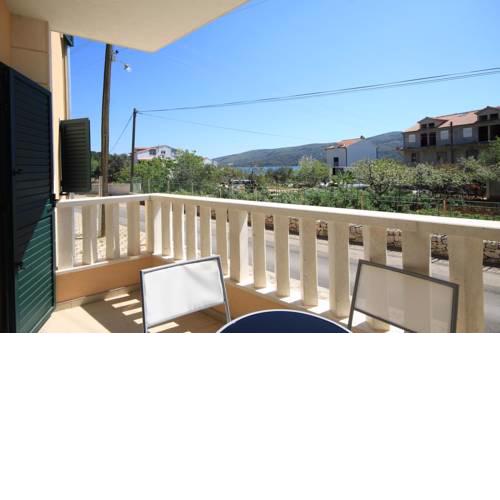 Apartments by the sea Poljica, Trogir - 8682