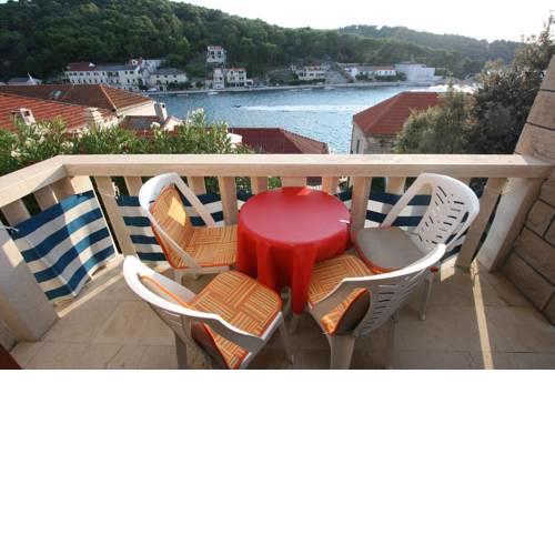 Apartments by the sea Povlja, Brac - 2958