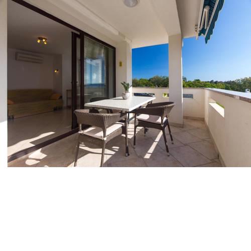Apartments by the sea Punat, Krk - 16122