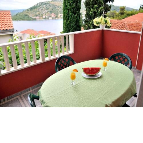 Apartments by the sea Rogoznica - 5269