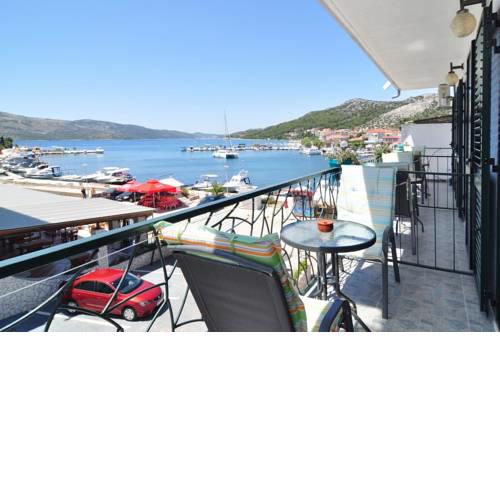 Apartments by the sea Seget Vranjica, Trogir - 6597