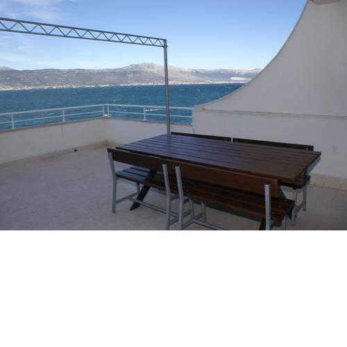 Apartments by the sea Slatine, Ciovo - 4294