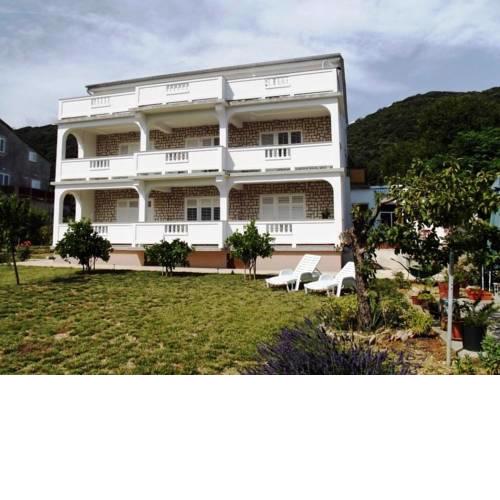 Apartments by the sea Supetarska Draga - Gornja, Rab - 15453
