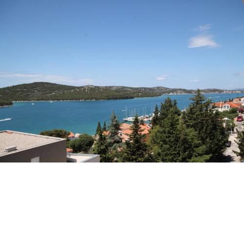 Apartments by the sea Tisno, Murter - 5130