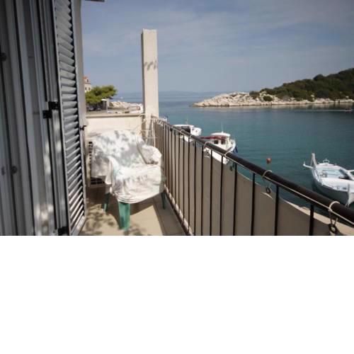 Apartments by the sea Zaklopatica, Lastovo - 8357