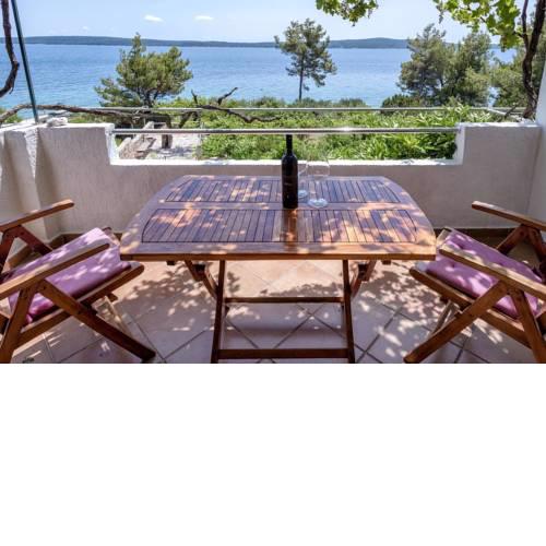 Apartments by the sea Zavala, Hvar - 2061