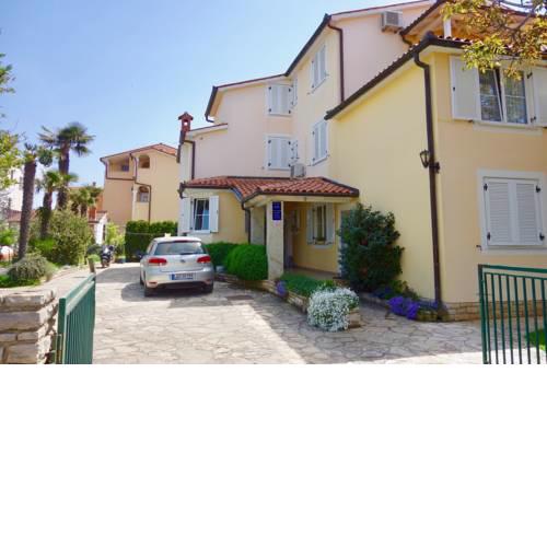 Apartments De Martini