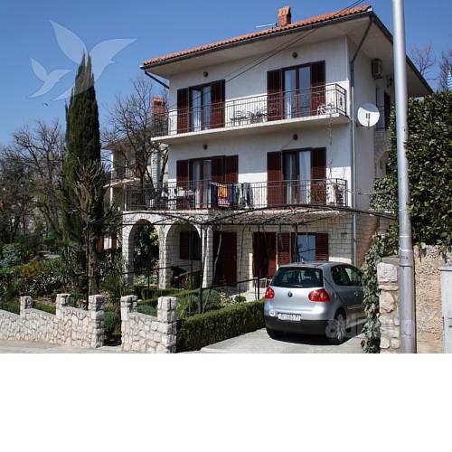 Apartments Dora
