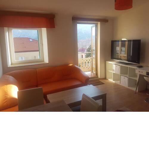 Apartments Eis